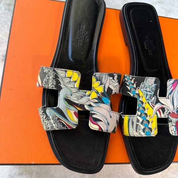 Hermes Oran Sandal - Picture 3 of 7